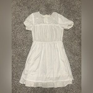 Elegant White Lace Dress